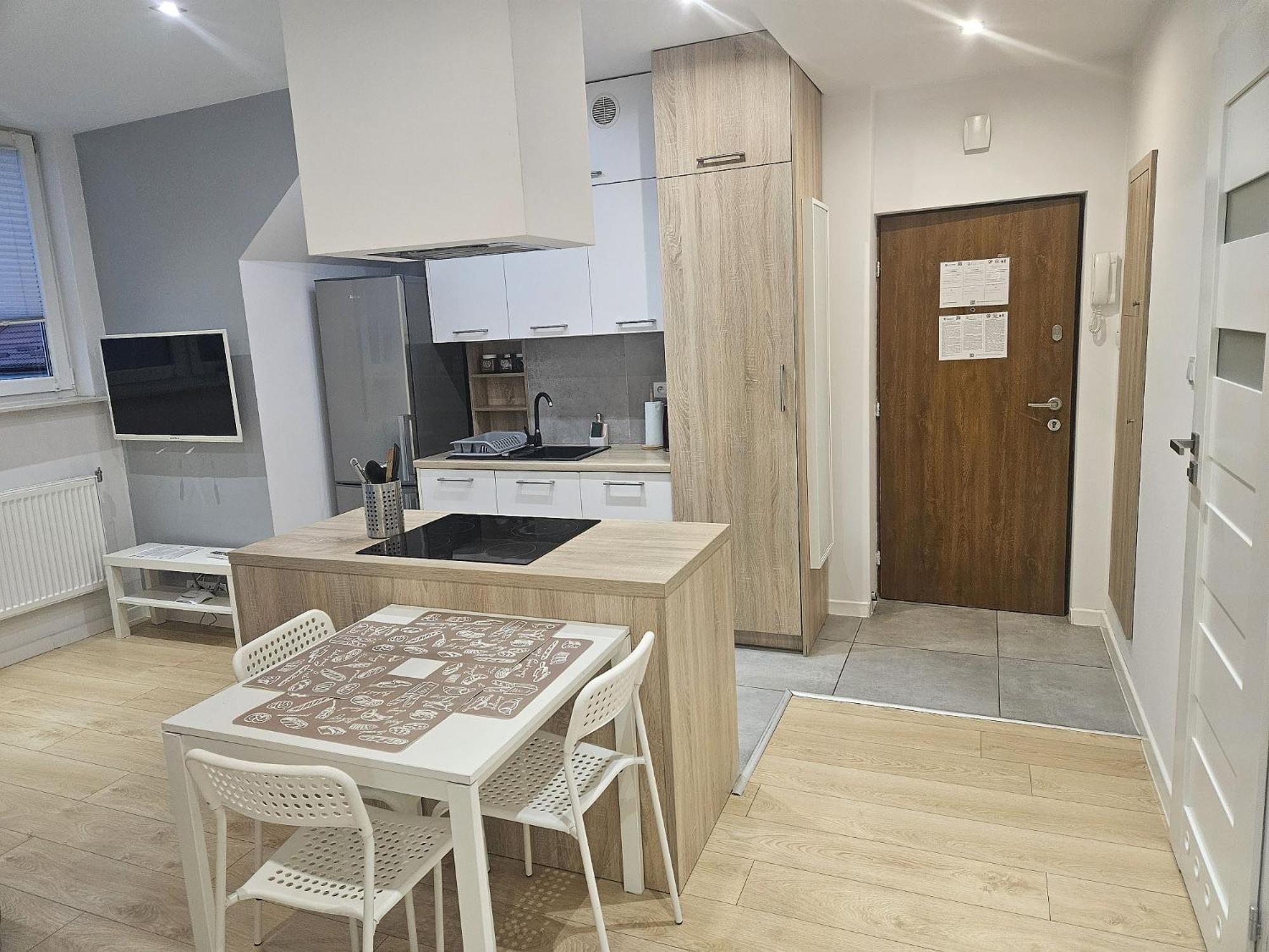 Urban Jungle Apartment In The City Center Белосток Экстерьер фото